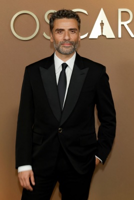 Oscar-Isaac-019.jpg