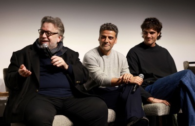 Oscar-Isaac-003.jpg