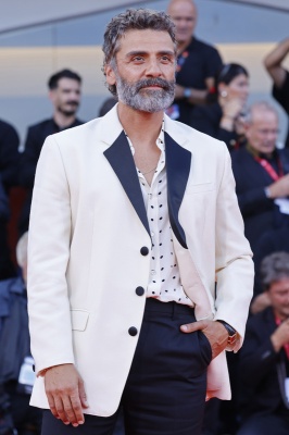 Oscar-Isaac-056.jpg