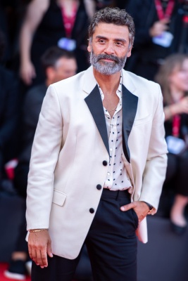 Oscar-Isaac-088.jpg