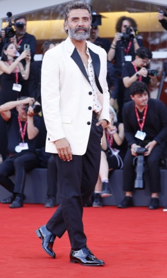 Oscar-Isaac-093.jpg