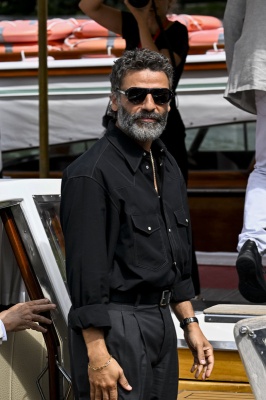 Oscar-Isaac-008.jpg