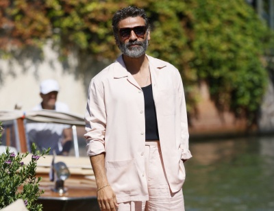 Oscar-Isaac-008.jpg