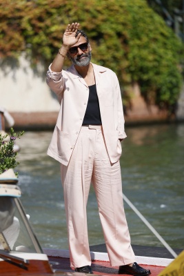 Oscar-Isaac-014.jpg