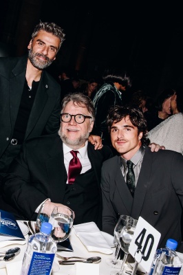 Oscar-Isaac-047.jpg