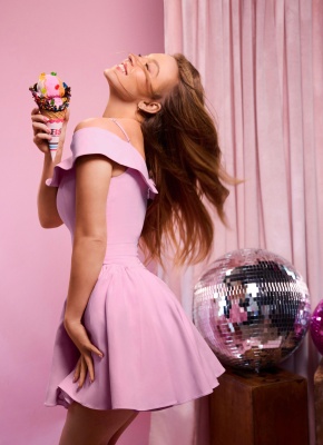 s_0015.jpg