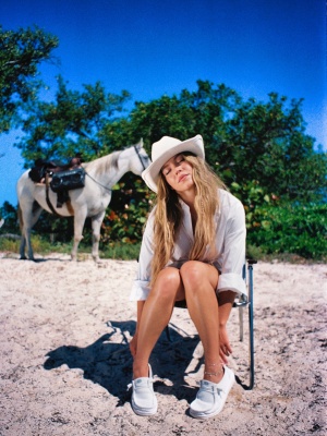 s_0010.jpg
