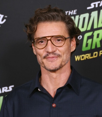 Pedro-Pascal-010.jpg