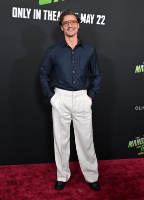 Pedro-Pascal-050.jpg